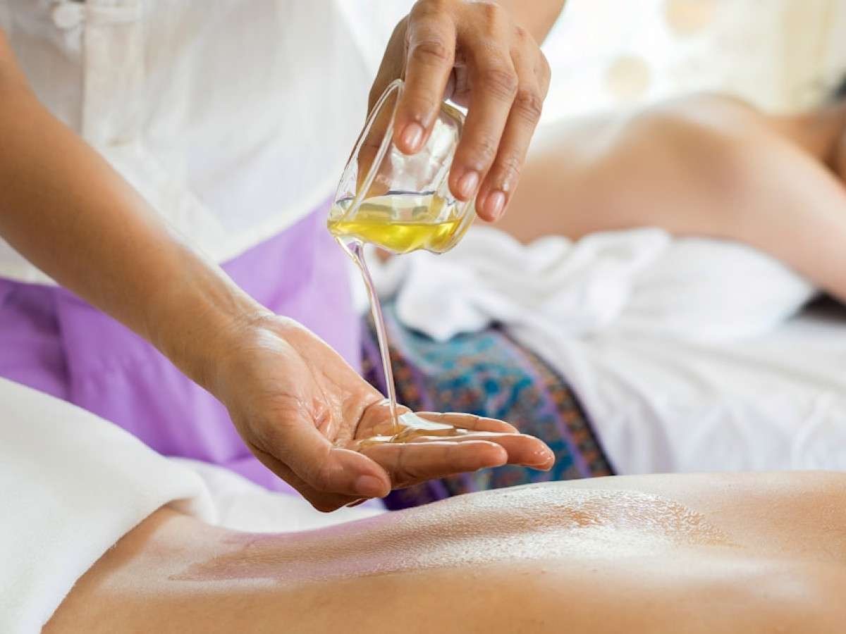Why Prenatal Massage Is Gaining Popularity Among Expectant Mothers in Raipur
