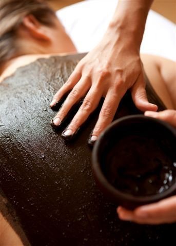 Raipur Ki Garmi Mein Skin Care — Spa Treatments Jo Skin Ko Cool Aur Glowing Rakhein