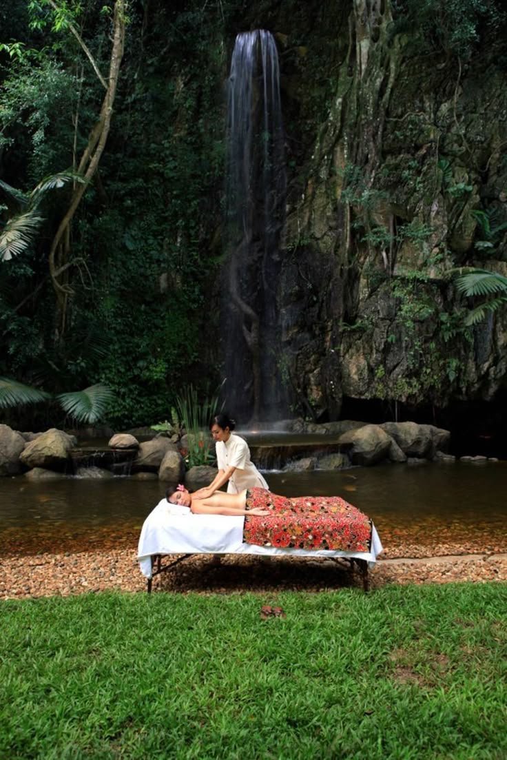Ayurvedic Massage in Raipur: A Complete Guide to Panchakarma-Style Treatments