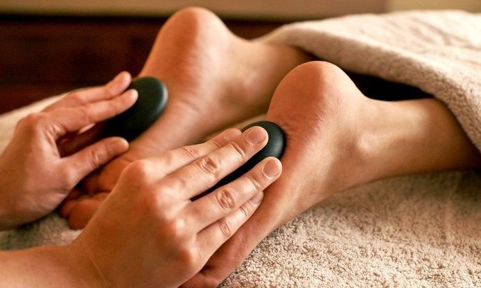 Sardi Mein Immunity Boost Karo: Winter Massage Therapy Ka Kamaal at Raipur SPA