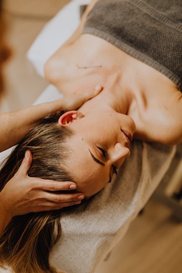 Four Hand Massage in Raipur - Complete Guide to the Ultimate Luxury Experience