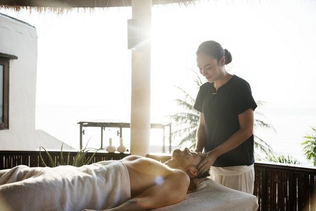 Ear Candling and Ear Massage in Raipur: An Underrated Relaxation Therapy