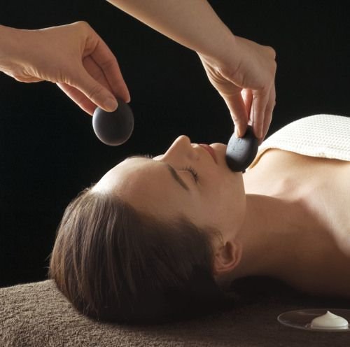 Cupping Therapy Marks Explained: What Those Red Circles Really Mean