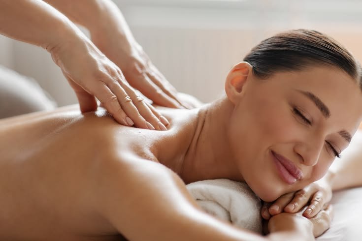 Massage for Varicose Veins in Raipur: What Is Safe and What Is Not
