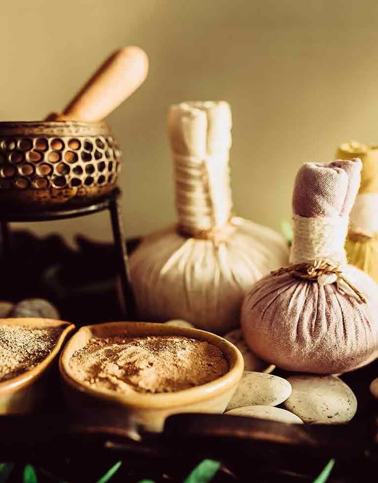 First Lomi Lomi Massage in Raipur: Complete Beginner's Guide